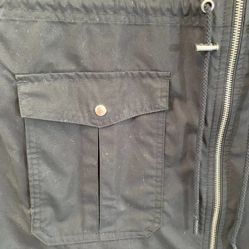 SOLD Howard Hanna Hooded Black Sleeveless Vest NWOT - Picture 7 of 9